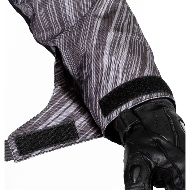 "JetForce Phantom Series One-Piece Snow Suit – Elite Performance for Aggressive Winter Riders