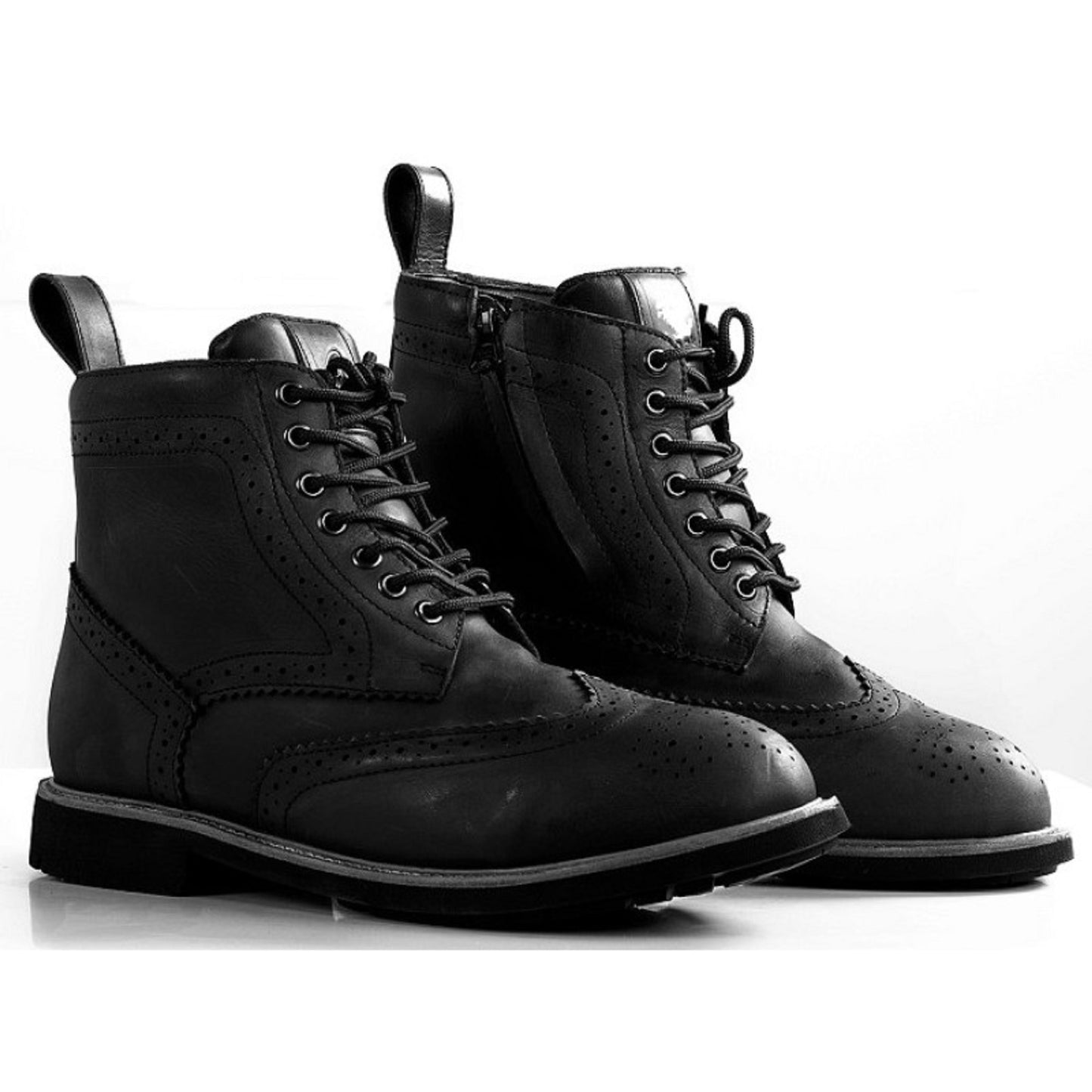 Black Textured WP Waterproof Brogue Motorcycle Boots — Premium Cowhide Leather, Dual-Density Anti-Shock Sole, TPU Heel Protection and Secure Lace-Zip Closure for Unisex