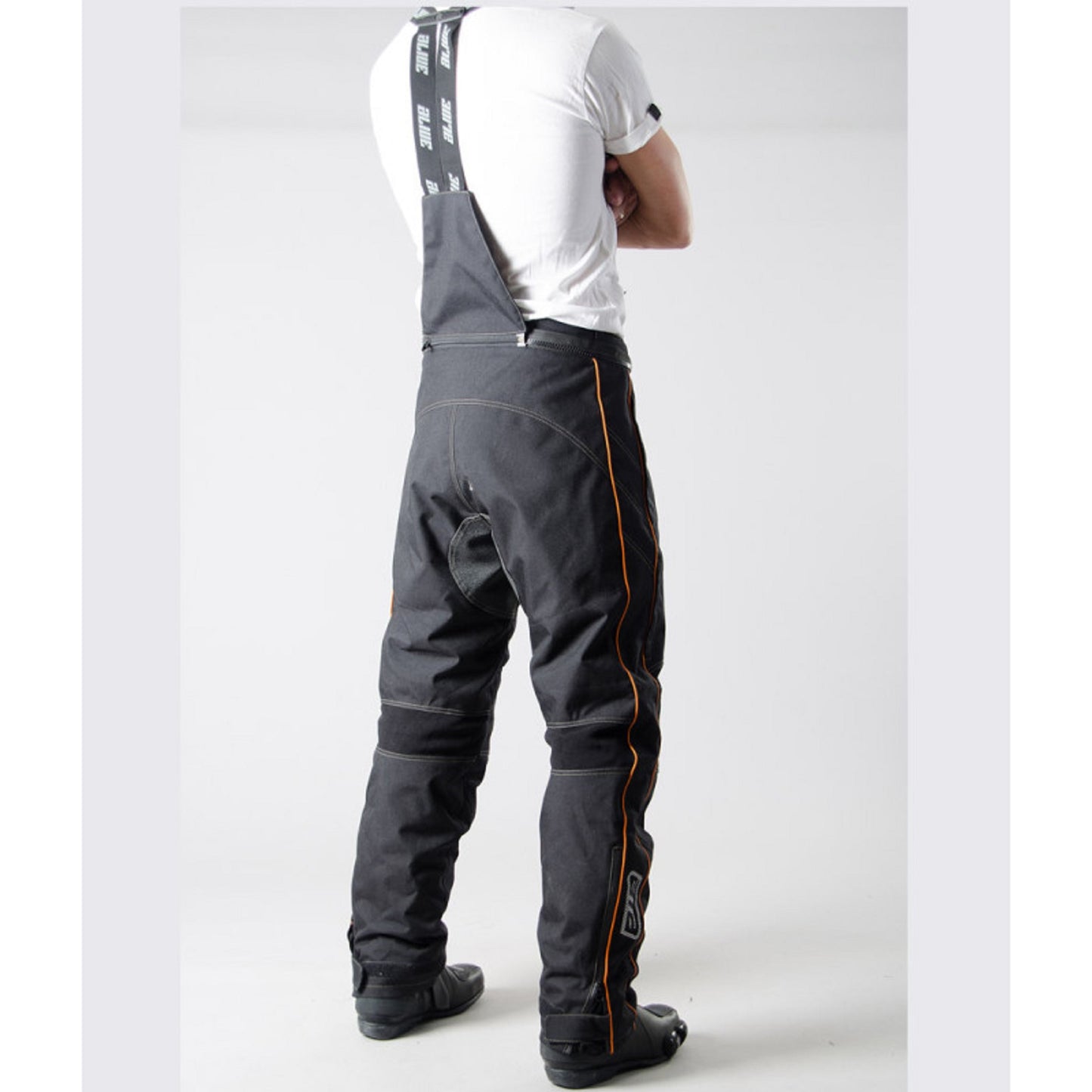 "Fury All-Season Waterproof Motorcycle Riding Suit – CE Level 2 Armor, 1000D Hi-Art Fabric, Removable Thermal Liner, Custom Fit Available for Mens