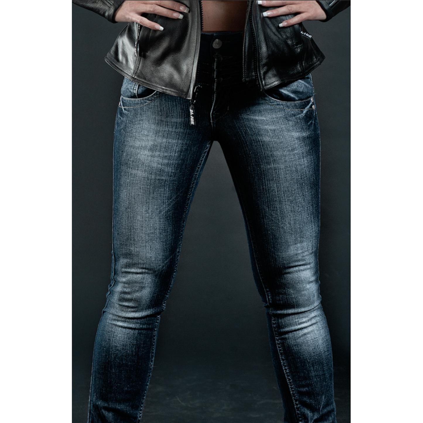 Women's Motorcycle Jeans – Lady Commander "Dirty Blue" | CE 17092 Certified Protective Riding Denim with Kevlar & Armor Pockets