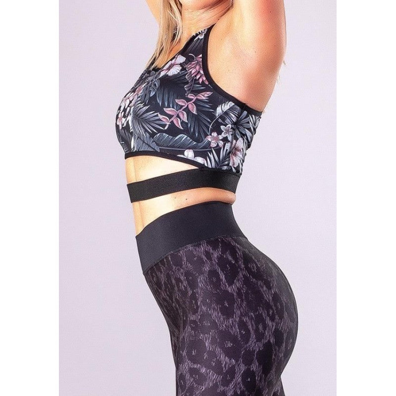 Shapelab Legendary Sports Top – Premium High-Fit Activewear for Comfort, Support & Performance